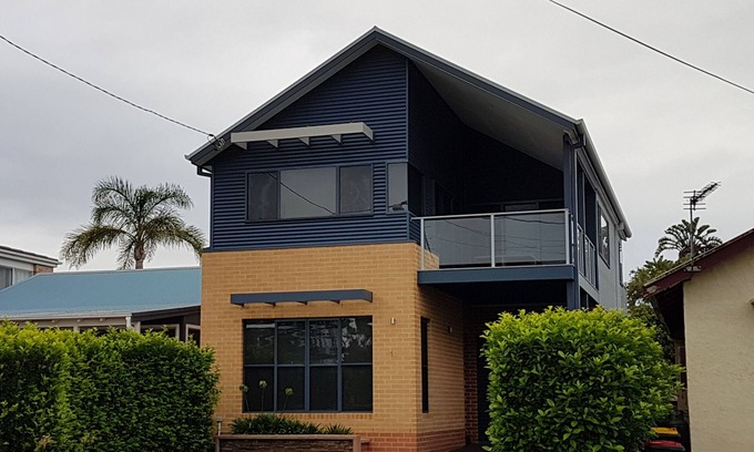 Currarong House | "LAZY DAYZ" Currarong beach home. 50m from unspoilt beaches and walking tracks