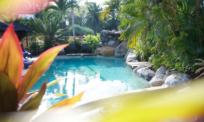 Port Douglas Hotel | Lazy Lizard Motor Inn