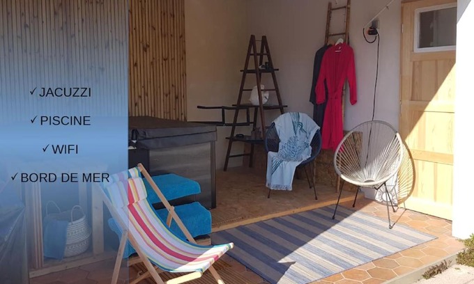 LʼAiguillon-sur-Mer House | LE 26