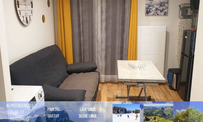 Bernex Apartment | Le 67-skiing and hiking -clothes washer-dryer-WIFI-parking.