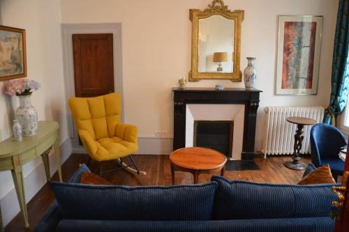 Bourges Apartment | Le "Boudoir" - Appartement Climatisé en Plein Centre ville