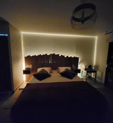 Montigny-le-Chartif House | Le Clos de la Montignoise - Chambres d'Hôtes avec SPA PRIVATIF