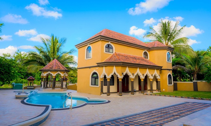 Tower Isle Villa | Le'Lavion's Pool Villa w/Airport svc. & Private Chef/Ocho Rios Tower Isle
