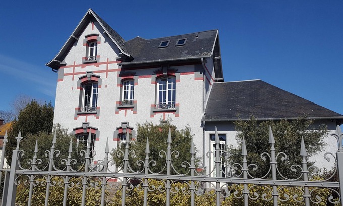 Courseulles-sur-Mer Hotel | Le Manoir d'A Côté
