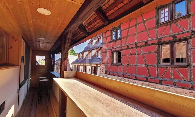 Eguisheim Apartment | Le Nature d'Eguisheim, Le Nature, avec terrasse calme et parking privé au cœur médiéval d'Eguisheim