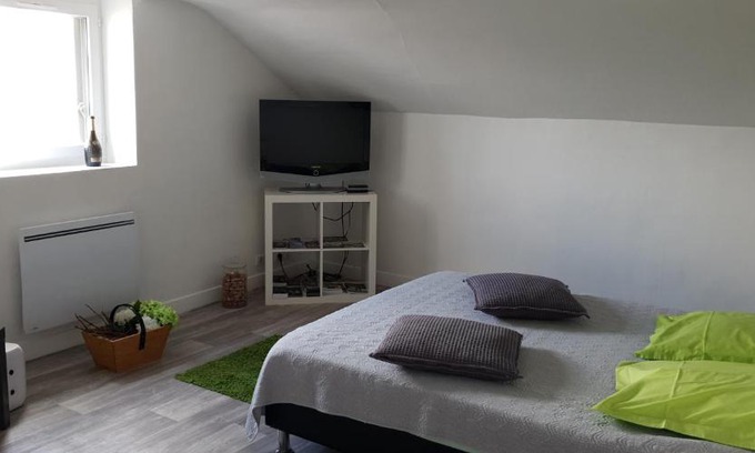Epernay Apartment | LE PETIT BOUCHON - 6 Rue de l'Égalité