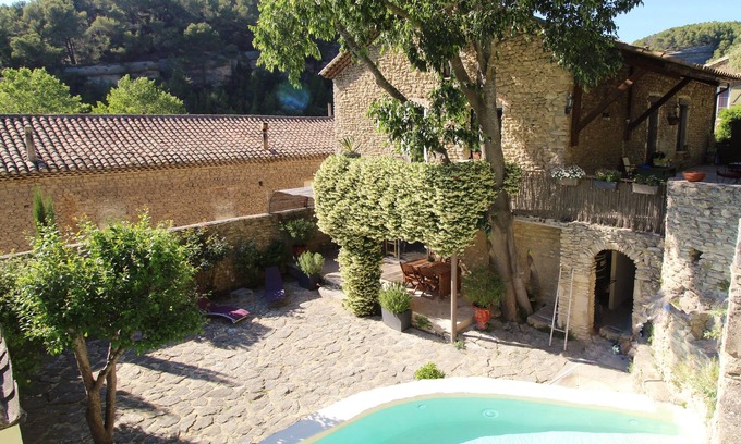 Fontaine-de-Vaucluse Cottage | Le refuge - A great holiday rental in Fontaine de Vaucluse near the Luberon