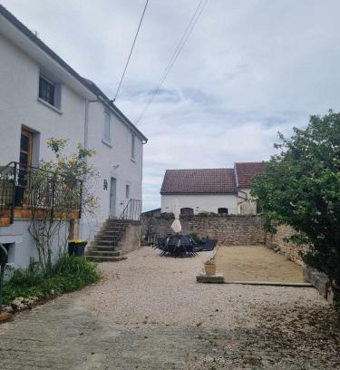 Saint-Germain-le-Rocheux House | LE ROCAGERMANOIS - Jolie maison de village