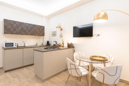 Quartiere XXVIII Monte Sacro Alto Apartment | Le Rondini in giardino