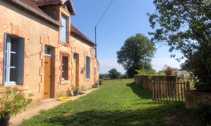 Saint-Desire House | Le Tarde - Crécerelle