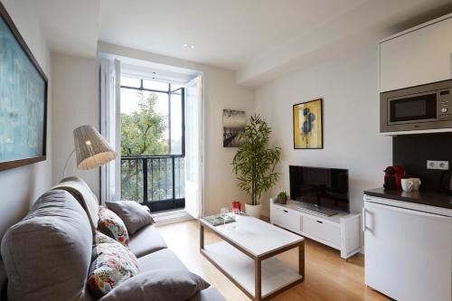 Recoletos Apartment | LEEWAYS APARTMENT III in ALCALÁ 99