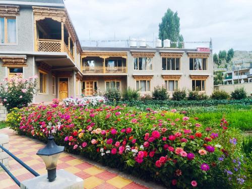 Leh House | Leh Stumpa