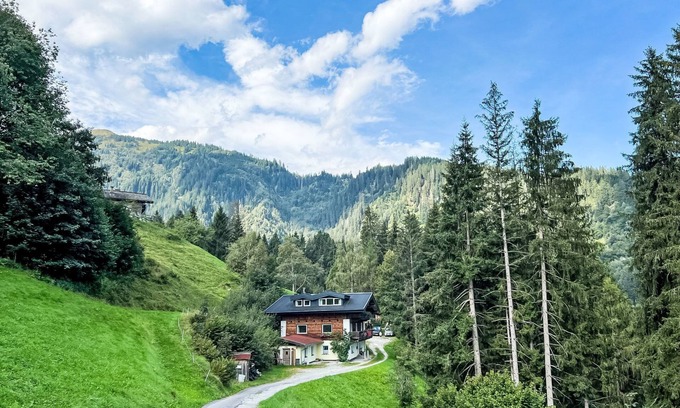 Hollersbach im Pinzgau Apartment | Leitner Kombi by Interhome