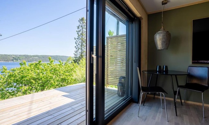 Nesoddtangen House | Lekkert gjestehus ved sjøen
