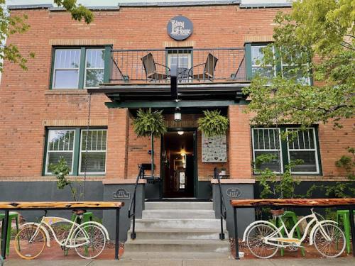 Historic Downtown Durango Hotel | Leland House Suites of Durango