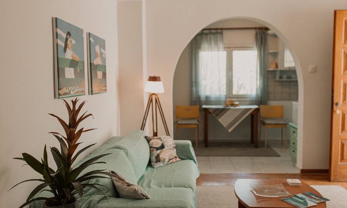 Vrahati House | Lemon Tree