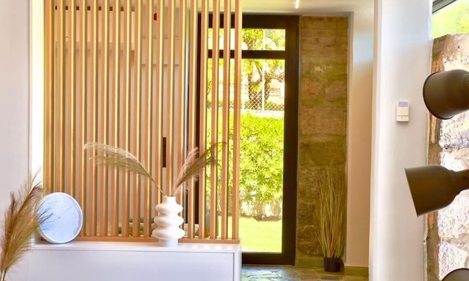 Chalcis House | Lemon Tree Villa