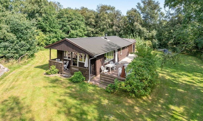 Gjøl House | "Lennert" - 100m to the inlet by Interhome