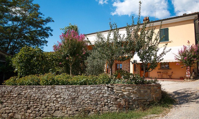 Vinci House | Leonardo's cottage. Typical Tuscan farmhouse in the Vinci countryside