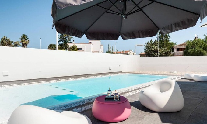 Su Forti Apartment | Leonida's Home - Shared Pool, Jacuzzi and beach 150mt