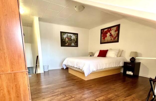 Lac-Saint-Jean-Est Regional County Municipality Apartment | Les Appartements du Vieil Édifice