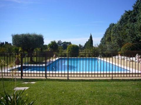 Saint-Andiol Bed & Breakfast | Les Cigales
