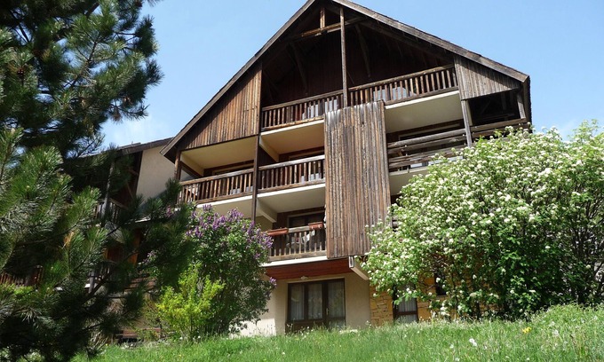 La Grave Apartment | Les Enfetchores - apartment overlooking la Meije.