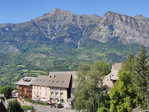 Saint-Leger-les-Melezes Hotel | Les Fauvettes