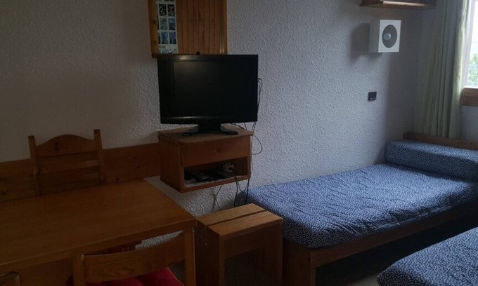 Les Avanchers-Valmorel Apartment | Les Pierres Plates 06 - Studio with a movable partition, overlooking the valley