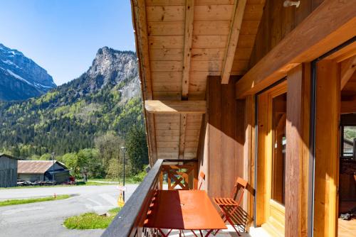 Sixt-Fer-a-Cheval Ski Chalet | Les Salamanes - Chalet 6-7 pers