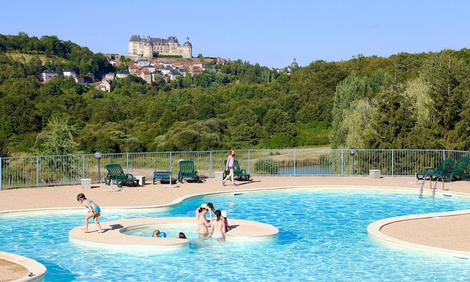 Hautefort House | Les SOURCES Premium, SPA, Swimming pool, Fishing pond, Playground, Games room.