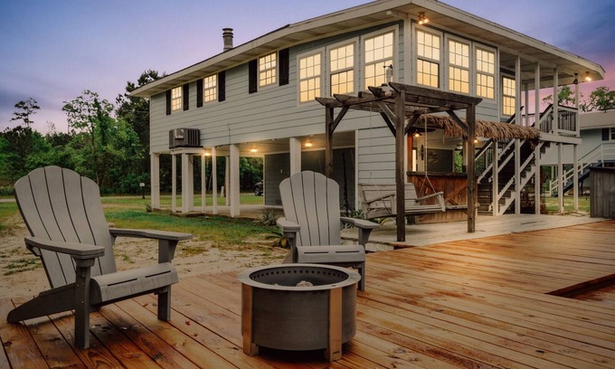 Bay St Louis House | Light the Fire Pit. Top Rated & Reviewed BSL w Pool , Deck, Dock & Water Access!