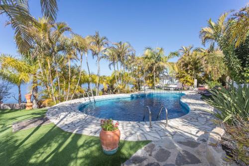 Los Quemados Apartment | Lightbooking Colon I Fuencaliente vistas al mar 5