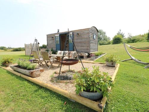 Bottesford House | Lillie's Shepherd's Lodge Retreat & Wellness