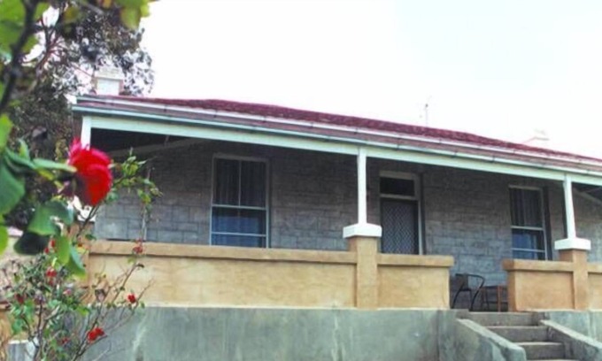 Naracoorte House | Limestone View B&B Naracoorte