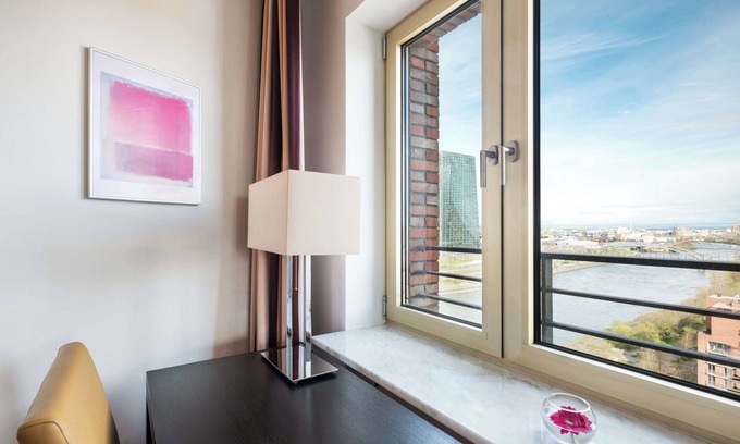 Sachsenhausen Hotel | Lindner Hotel Frankfurt Main Plaza, part of JdV by Hyatt