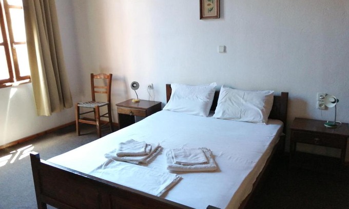 Old Town House | Lito Rooms