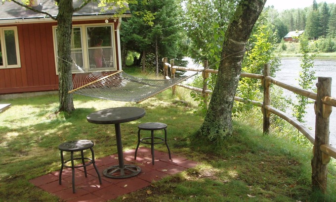 Cornell Cabin | Little Cabin on the River - Escanaba River - LCotR - Pet Friendly