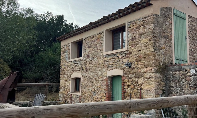 Bagnols-en-Foret Other | Little house on the farm, for animal lovers