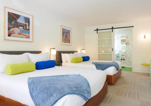 Venable Hotel | Little Mod Hotel at the University