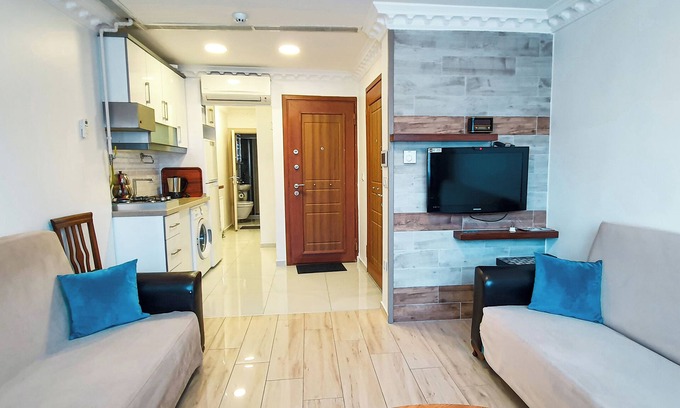 Cihangir Apartment | Live Like a Local: Top Floor Cihangir Flat in Taksim