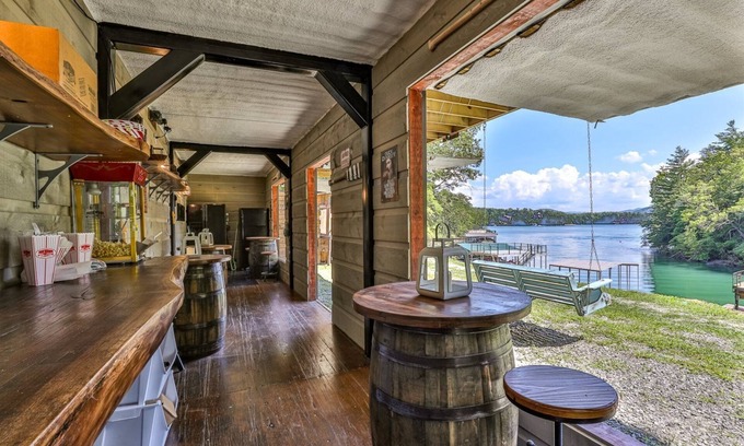 Blue Ridge Cabin | Live Love Lake | Blue Ridge, GA