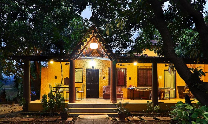 Karjat Other | LivingStone, 3BHK River-side Farm Stay, Karjat
