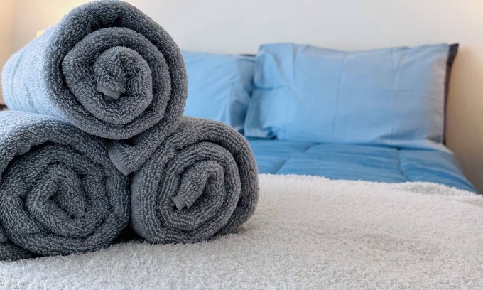 Ferry Pass Apartment | Located near i10, 12 minutes from downtown, 20 minutes from the beach