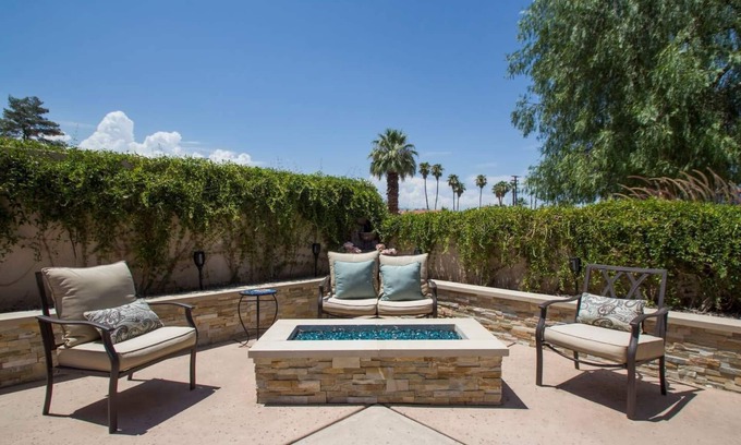 Palm Desert House | Location, Location , Location: Gorgeous, Clean, Private Casita w/Patio