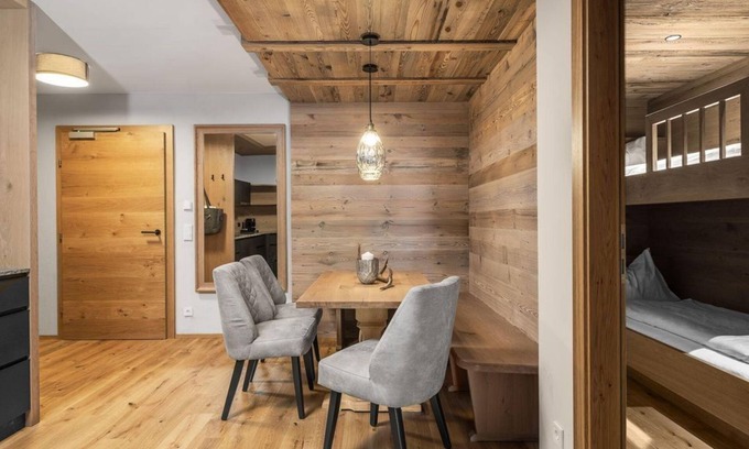 Warth Apartment | Lodge-Apart 'Widderstein' - Lech Valley Lodge