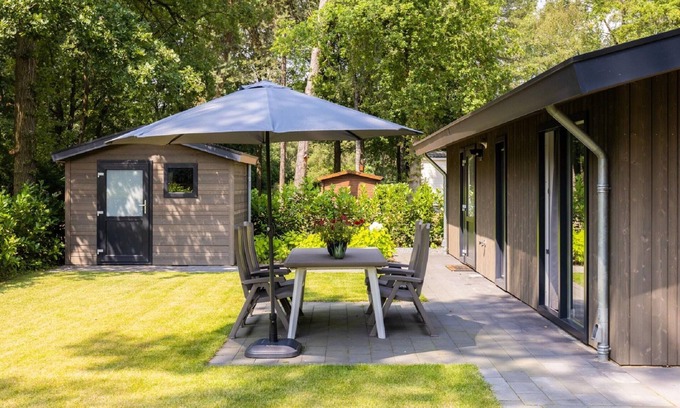 Oirschot House | Lodge in Netherlands With Furnished Terrace