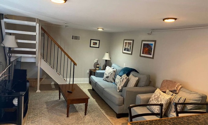 Algiers Point Apartment | Loft Bedroom Apt Near Downtown