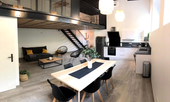 Epinouze Apartment | LOFT CELEST IMM