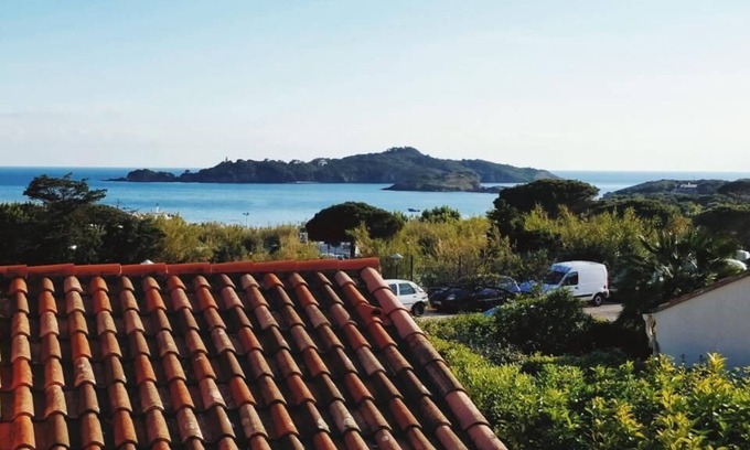 Giens Apartment | Loft T3 Duplex Vue Mer Porquerolles